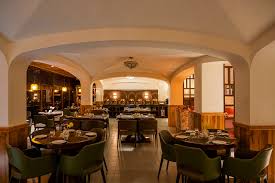 himalayan the crest studios